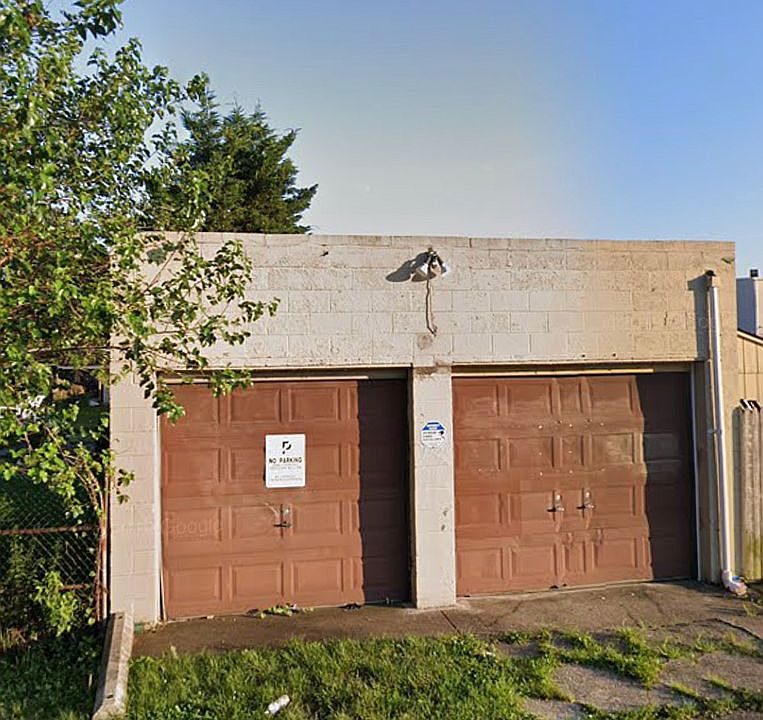 1st image of 4317 Melrose St