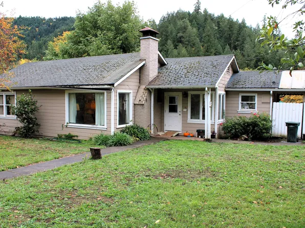 7733 N Myrtle Rd, Myrtle Creek, OR 97457