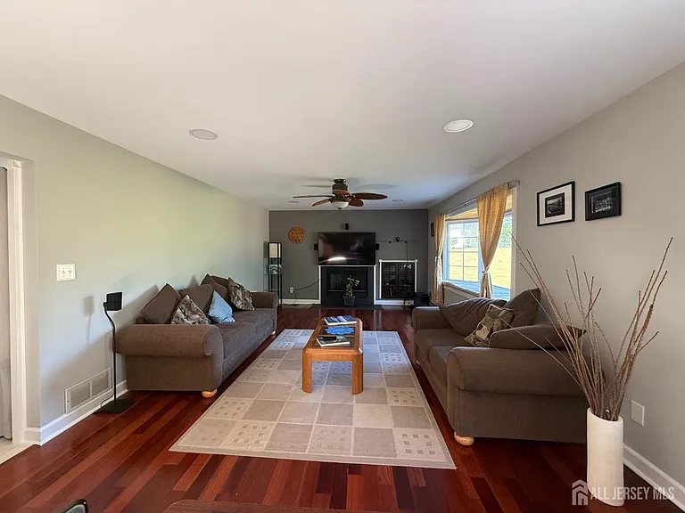 3 Dannys Way — Photo 11