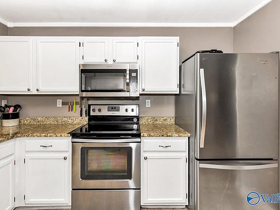5th image of 104 Stone Meadow Ln #104