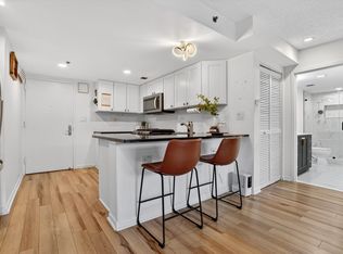 700 1st St APT 7T, Hoboken, NJ 07030