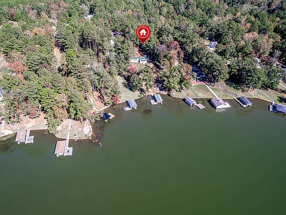 3rd image of 102 Woodhaven Dr