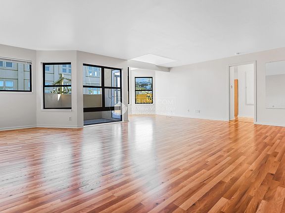2nd image of 460 Francisco St APT 304
