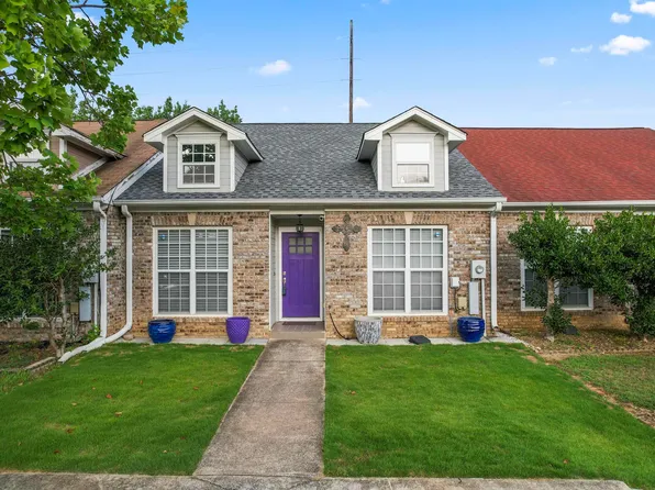 112 Chase Creek Cir, Pelham, AL 35124