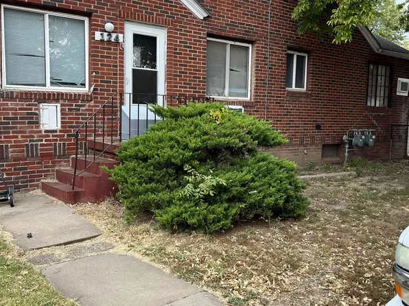602 University Pl, Salina, KS 67401