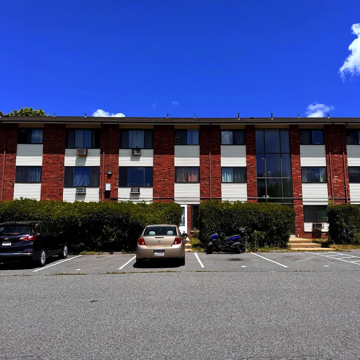 2 bed, 786 sqft, $1,600 — Photo 1