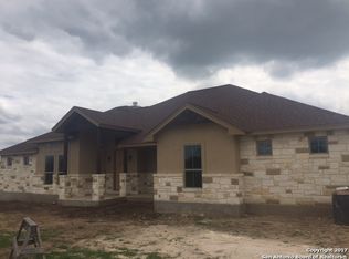8910 New Sulphur Springs Rd, San Antonio, TX 78263