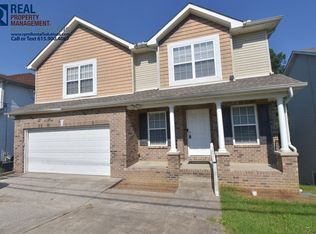 704 Holland Ridge Dr, La Vergne, TN 37086