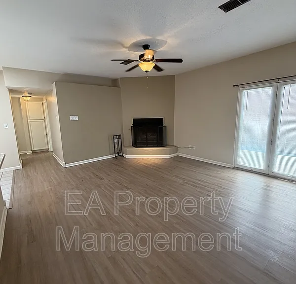 6532 Keeling St NW — Photo 4