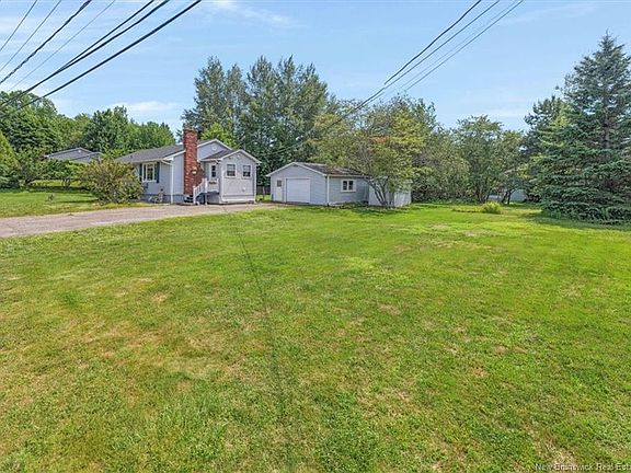 3rd image of 10 Donlyn Dr