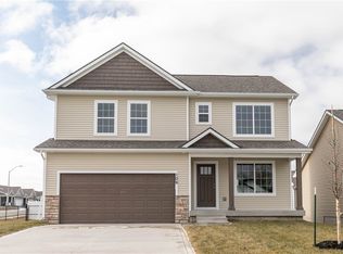 106 NE Adams Ave, Elkhart, IA 50073
