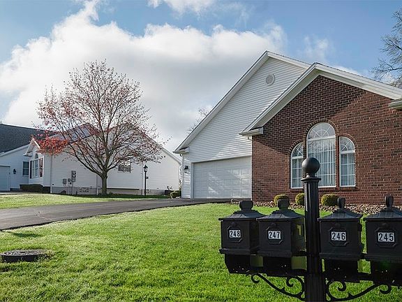 4th image of 248 Cranberry Ct