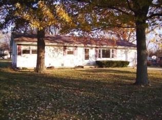 3216 Fite Dr, Decatur, IL 62526