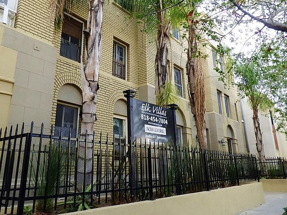 2nd image of 520-524 E Elk Ave #520-307