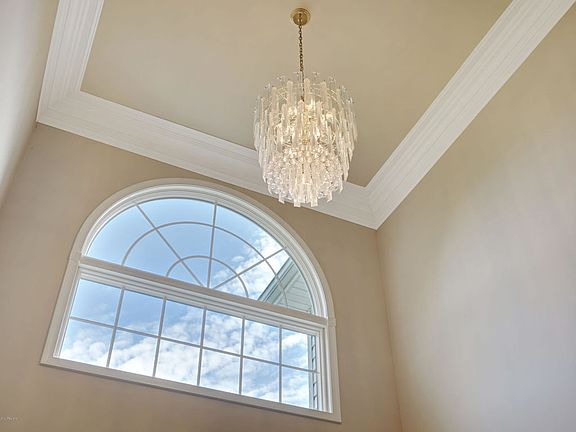 5th image of 1269 Beauchamps Pl