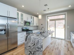 2057 Tasker St, Philadelphia, PA 19145