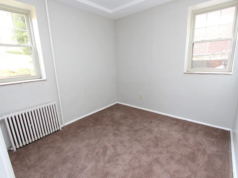 111 Mount Lebanon Blvd — Photo 6
