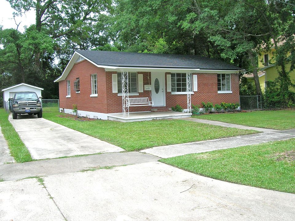 1st image of 1077 Wolfe St