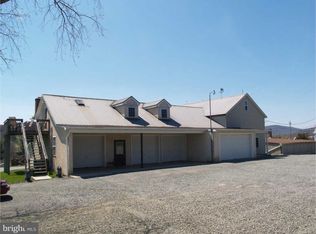 1106 Station Rd, Palm, PA 18070