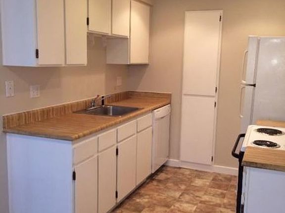 4th image of 14304 126th Ave NE APT E103
