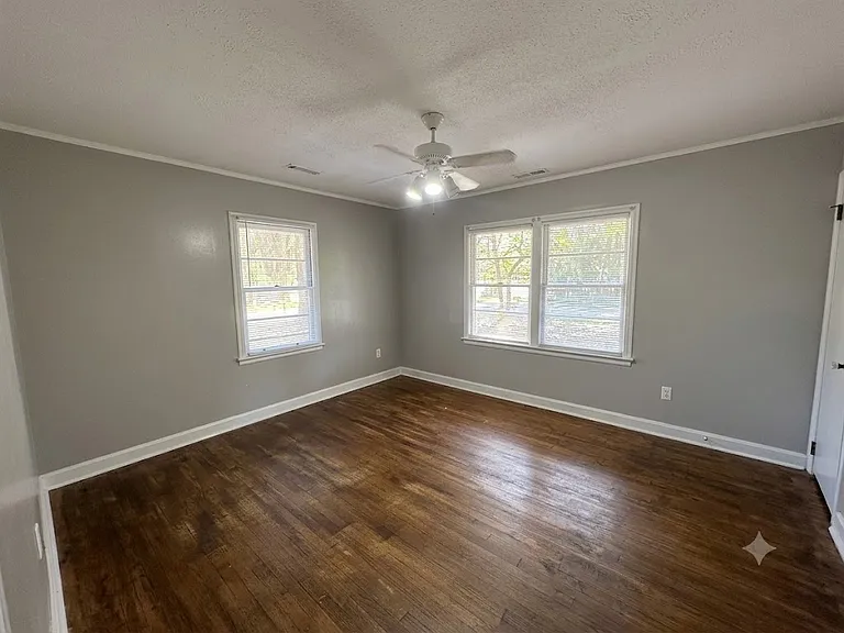 500 Pilot St — Photo 21