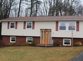 600 Ridge Rd, Jersey Shore, PA 17740