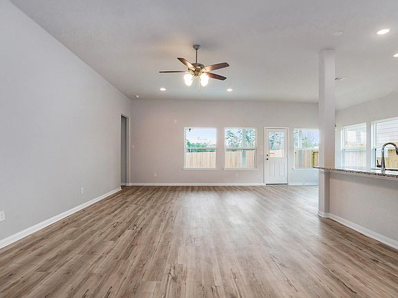 5th image of 2509 Canyon Crown Ct