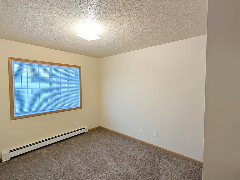 Amber Ridge Apartments — Photo 16