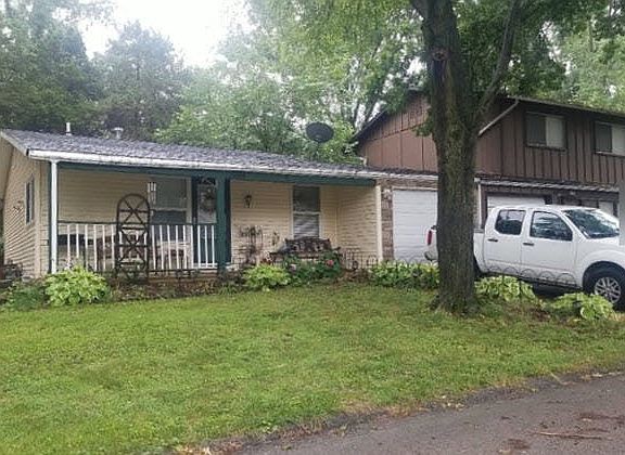 3rd image of 7046 Albermarle Ct