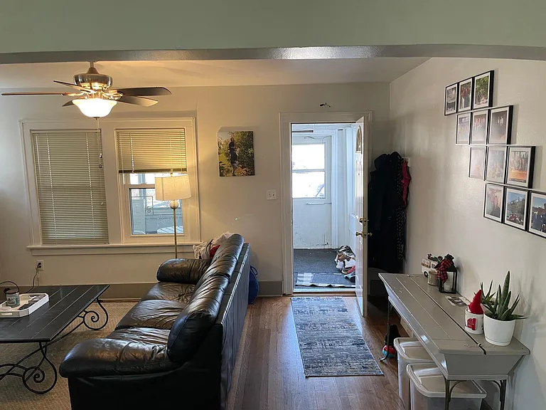 4618 Kingman Blvd — Photo 3