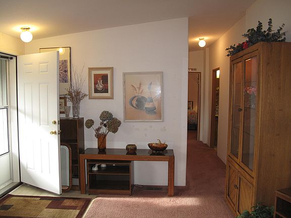 2nd image of 5122 70th Ave E