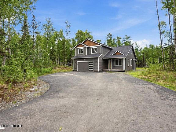 3rd image of 1381 N Meadow Lakes Loop