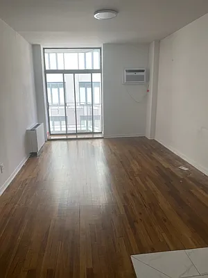 Rented by Mallory Management Corp | media 2