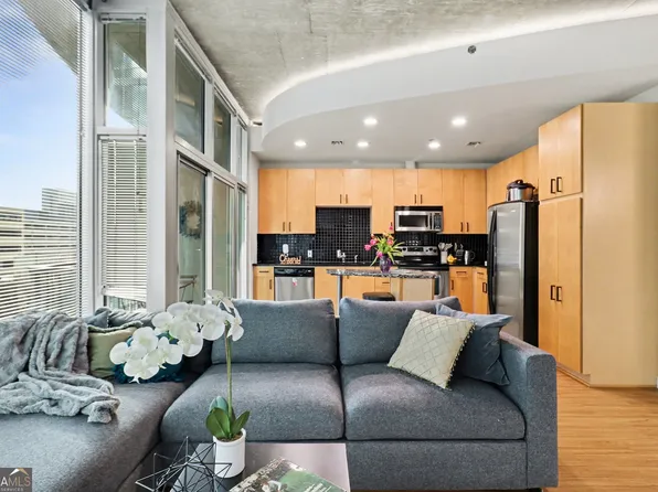 923 Peachtree St NE Unit 825, Atlanta, GA 30309