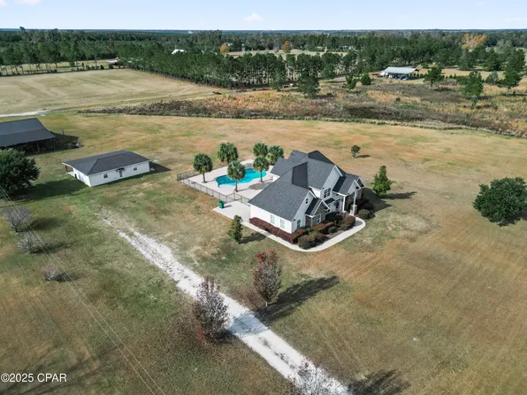 1453 Church St, Marianna, FL 32448