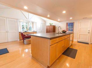 11461 Wembley Rd, Los Alamitos, CA 90720