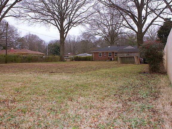 5th image of 4078 Hilldale Ave