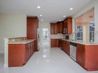 11102 Boston Dr, Cooper City, FL 33026