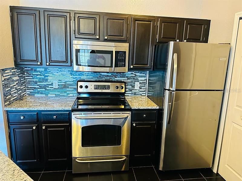1st image of 6025 Westgate Dr APT 2536