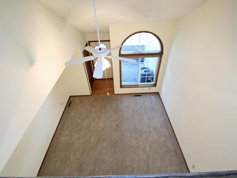 207 Primrose Ct — Photo 16