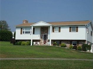 2339 Old Greensburg Rd, New Kensington, PA 15068