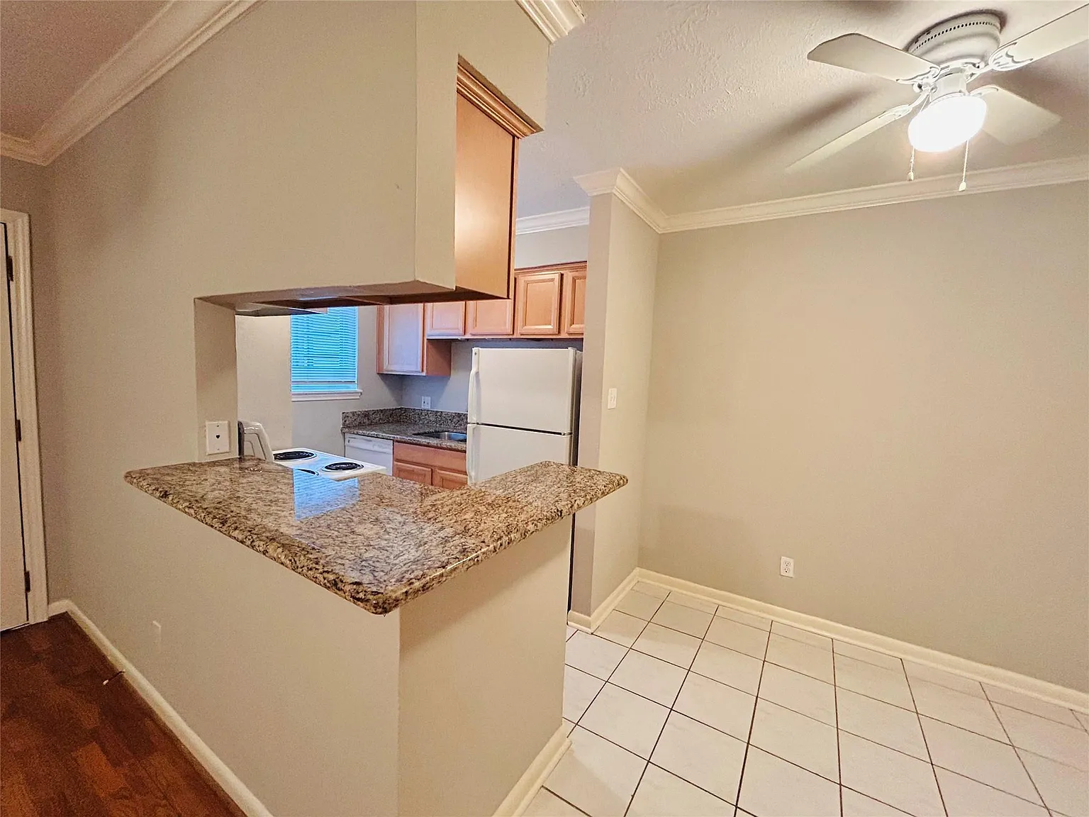 1 bed, 1.0 bath, 700 sqft, $1,095 — Photo 4