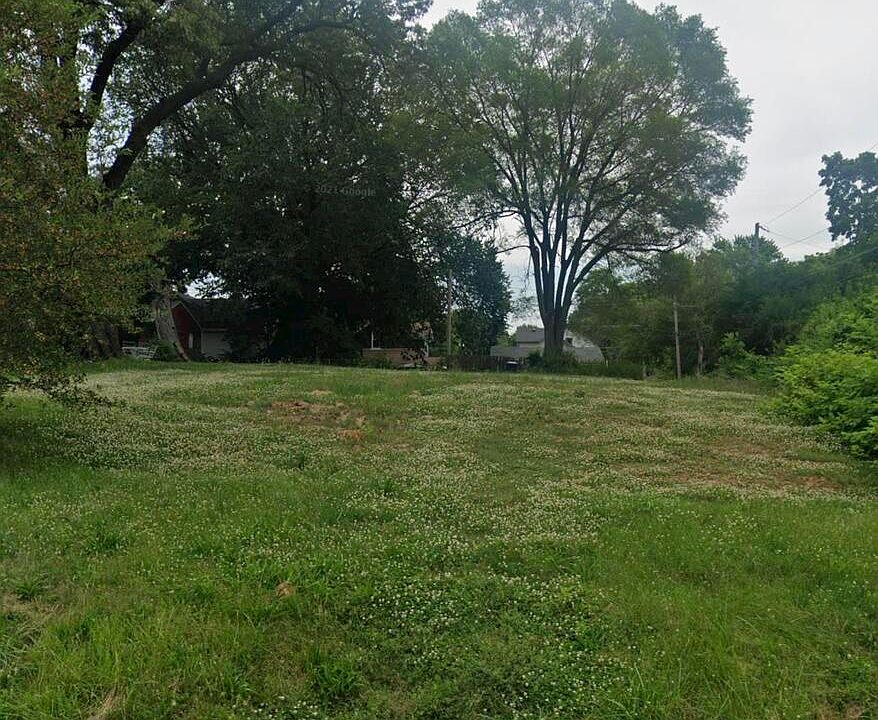 1st image of 1125 Oneida Ave