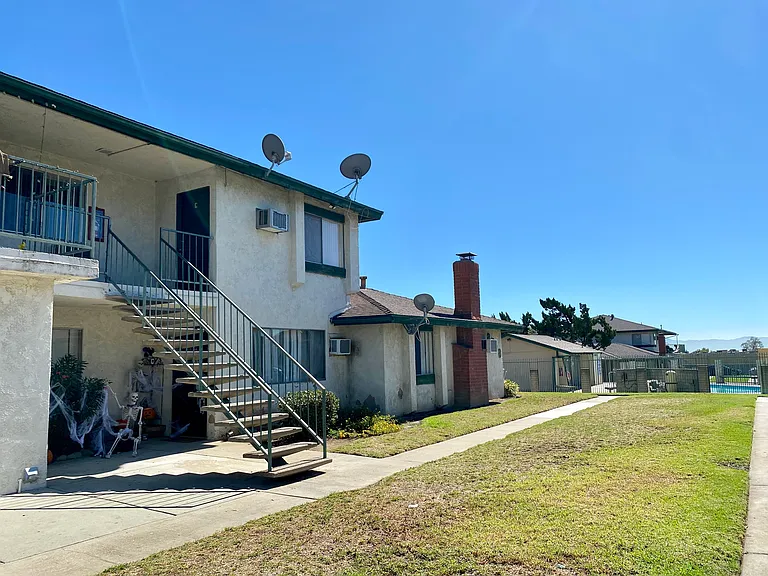 8798 Lomita Dr #C — Photo 1