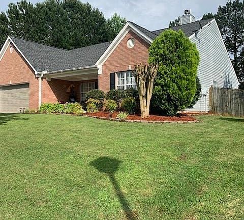 2nd image of 1185 Amhearst Oaks Dr