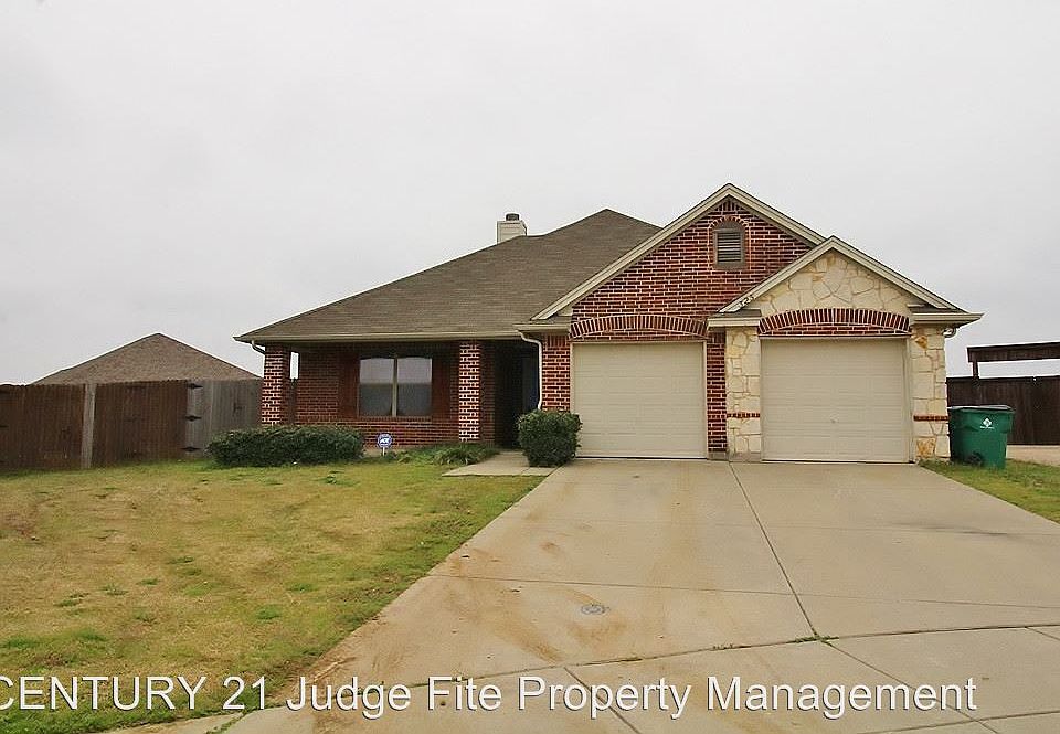 1st image of 325 Glenview Dr