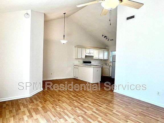 3rd image of 3905 Merestone Dr