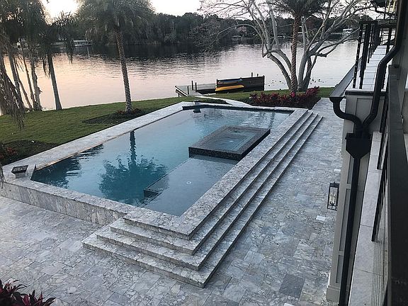 3rd image of 115 Lake Brantley Ter