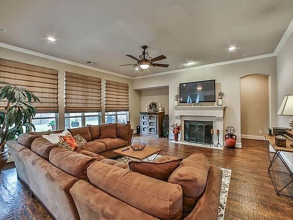4th image of 14607 Lindale Rose Ln