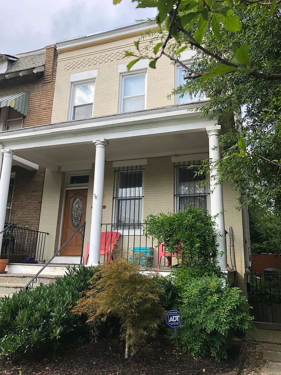 Building Photo - 1292 Morse St NE #B